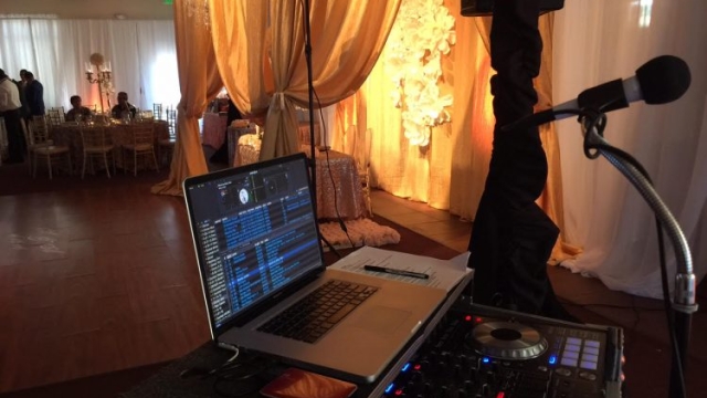 Spinning Memories: Unleashing the Perfect Wedding Playlist with a Star DJ