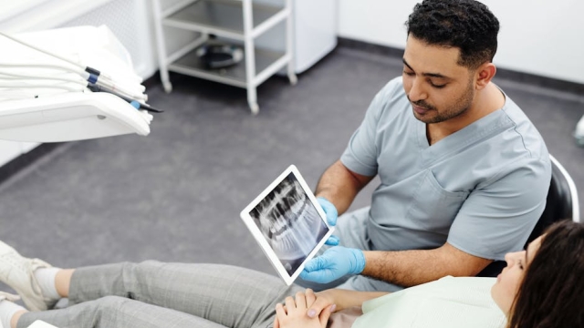 Common Dental Emergencies and Their Symptoms Dental emergencies